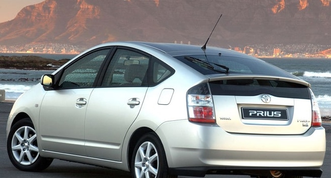 Продам Toyota Prius Hibrid XW20  2007г. 